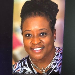 Meet your Posher, Khadija